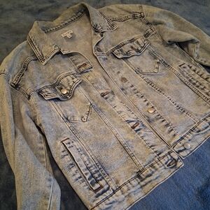Women's Denim Jacket